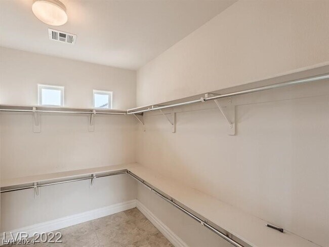 Building Photo - 1115 Aldenwood Ave