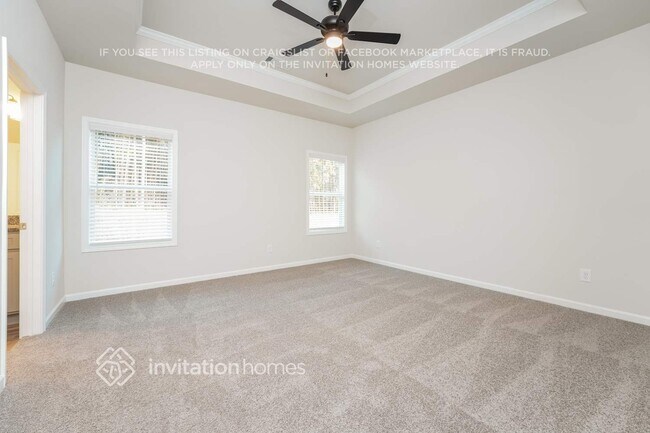 Building Photo - 72 Katherine St