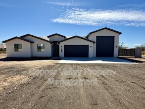 Building Photo - 40516 N 3rd Ave