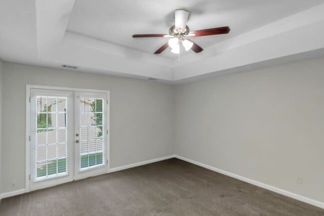 Building Photo - Don’t Miss This Beautiful 4BR/2BA Home wit...