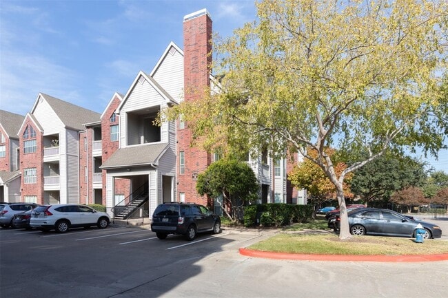 Building Photo - 1330 Old Spanish Trl