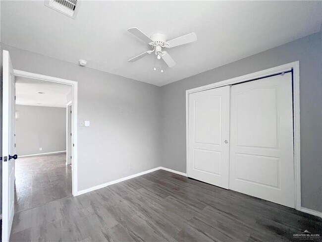 Building Photo - 4116 Petunia Ave