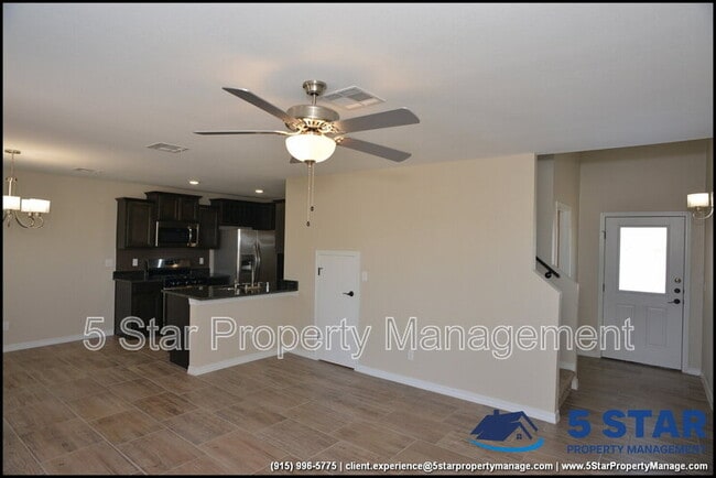 Building Photo - 806 TS Daniel Cadena Dr