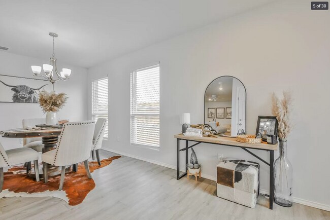 Building Photo - 3/2/2 in Lincoln 16!