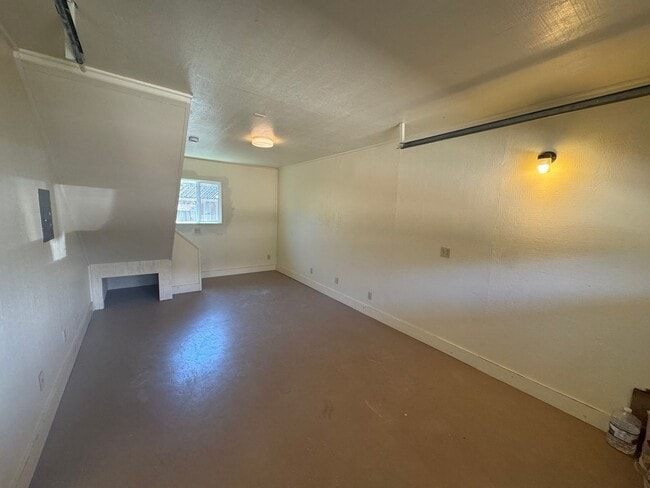 Building Photo - 2985 Mattison Ln