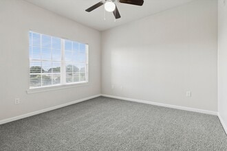 Building Photo - Silverado Apartments