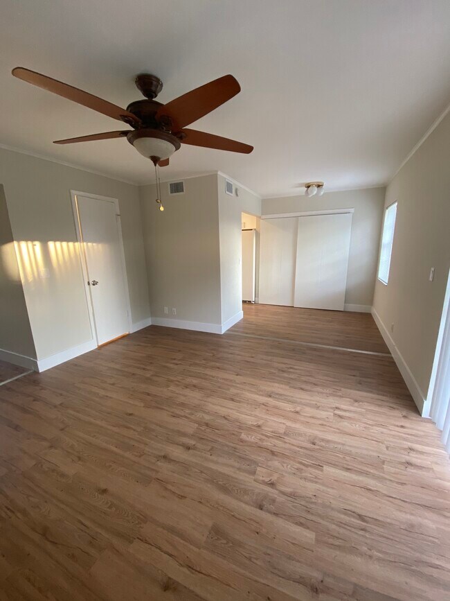 Building Photo - 1835 SW 81st Ave