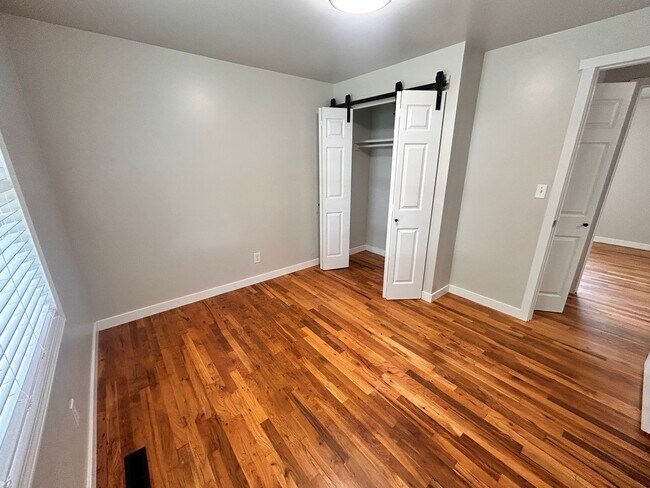 Building Photo - Completely Renovated 4 Bed, 2 Bath Home in Spokane!