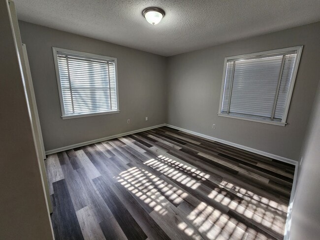 Building Photo - Single family home located in West Memphis