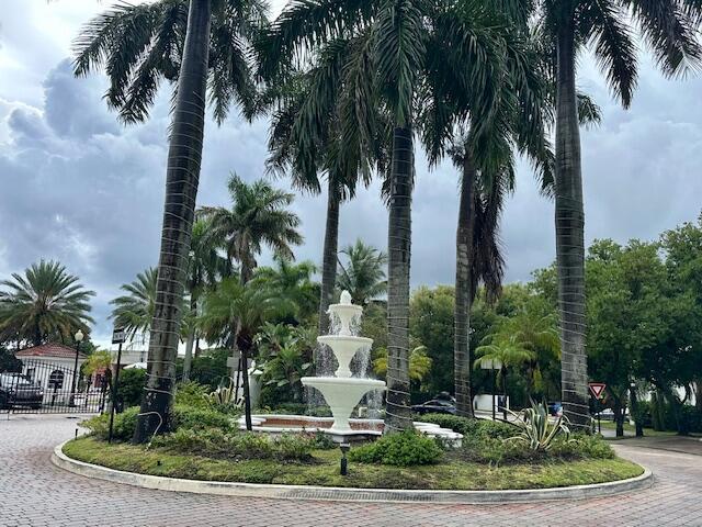 Building Photo - 401 Villa Cir