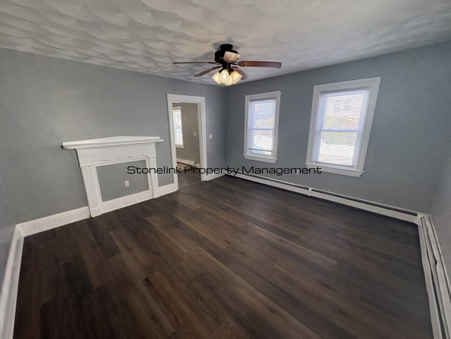 Building Photo - 47 Pine St