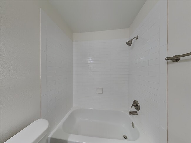 Building Photo - 32403 Angler Park