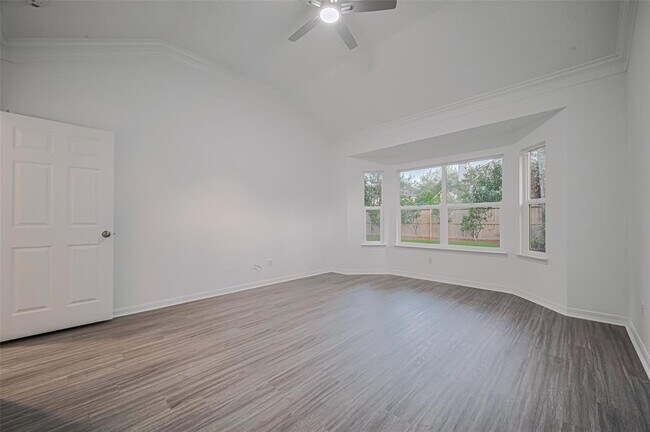 Building Photo - 2118 Westover Park Cir