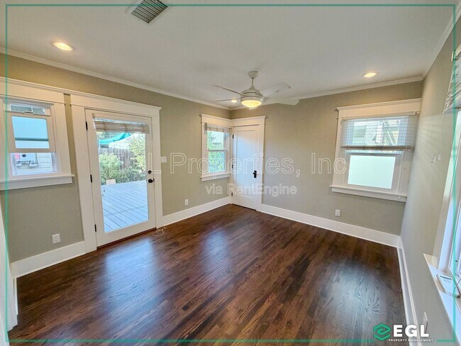 Building Photo - 4609 W 17th St