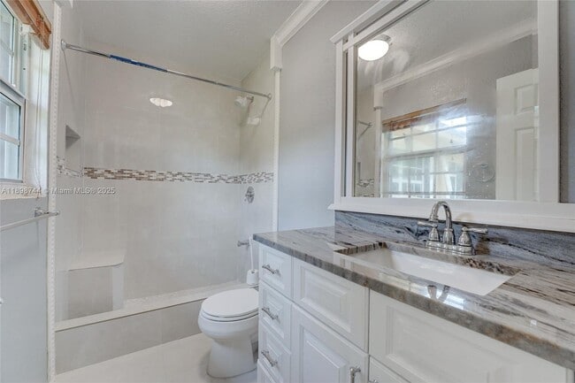 Building Photo - 5130 SW 208th Ln