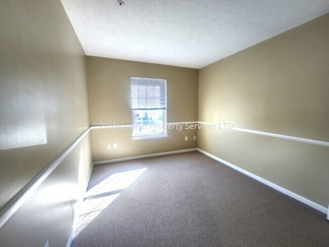 Building Photo - 5351 Regal Ct