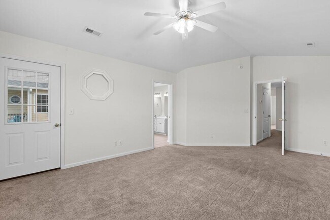 Building Photo - Surf City Townhome!