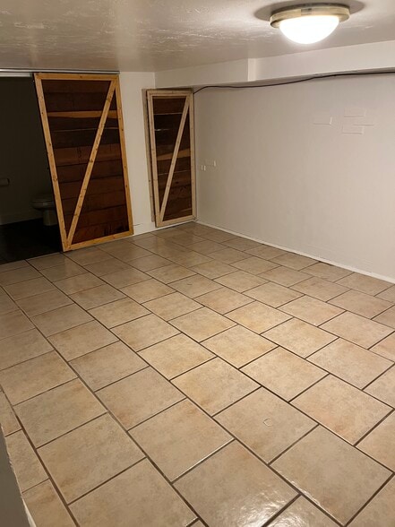 Basement main room - 210 Lox Ct