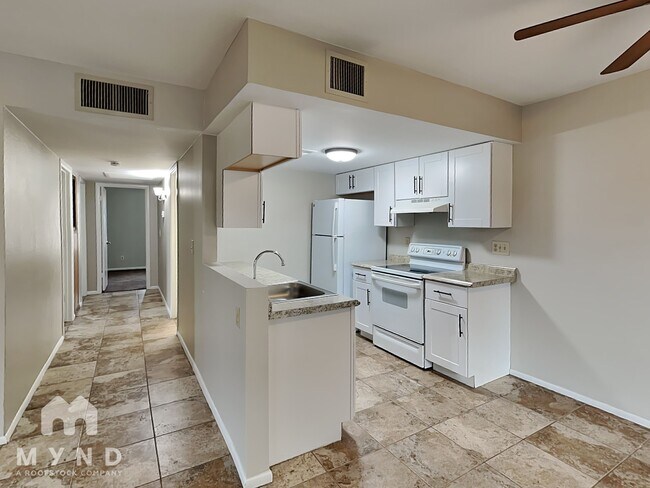 Building Photo - 821 Joan D Arc Ave