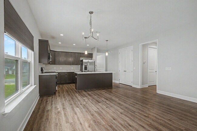 Building Photo - 4482 River Breeze Ln