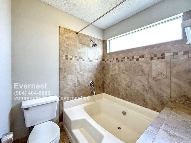 Building Photo - 1785 Chandelier Cir E