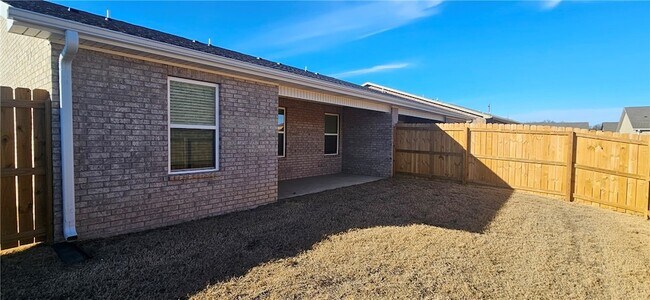 Building Photo - 6804 Toby St