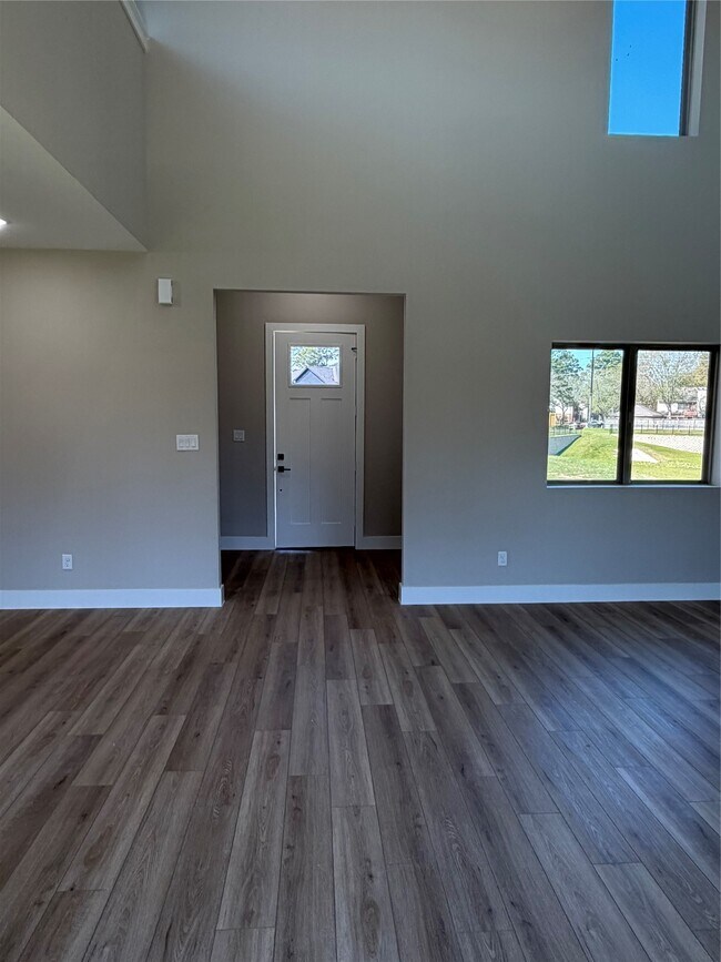 Building Photo - 2623 Liguria Ln