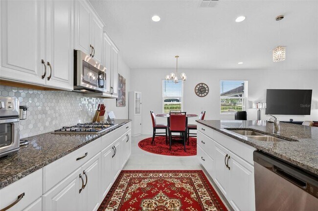 Building Photo - 6070 Sierra Crown St