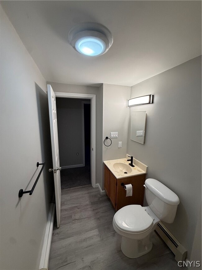 Building Photo - 22 Magnolia Rd