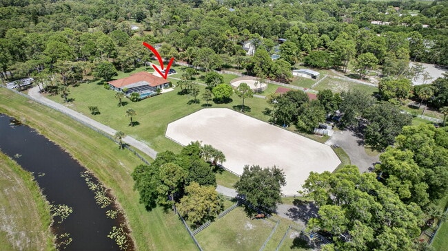Building Photo - 17218 Shetland Ln