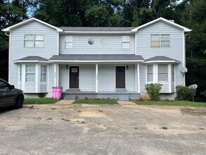 Building Photo - 1606 Kirkland Rd