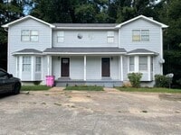Building Photo - 1606 Kirkland Rd