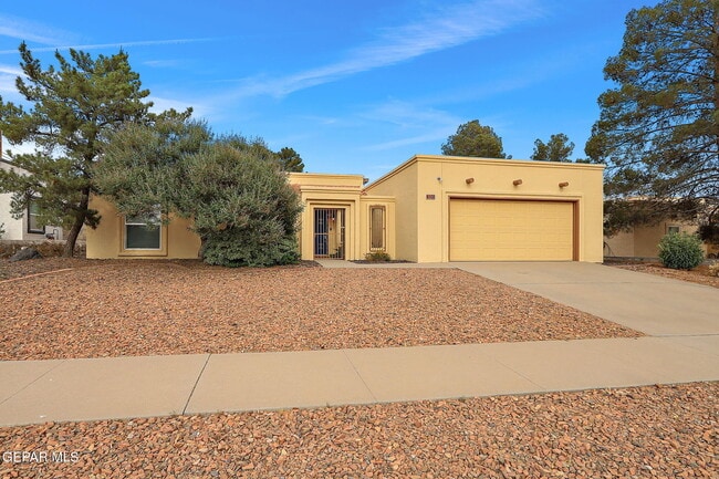 Building Photo - 608 La Chapa Ave