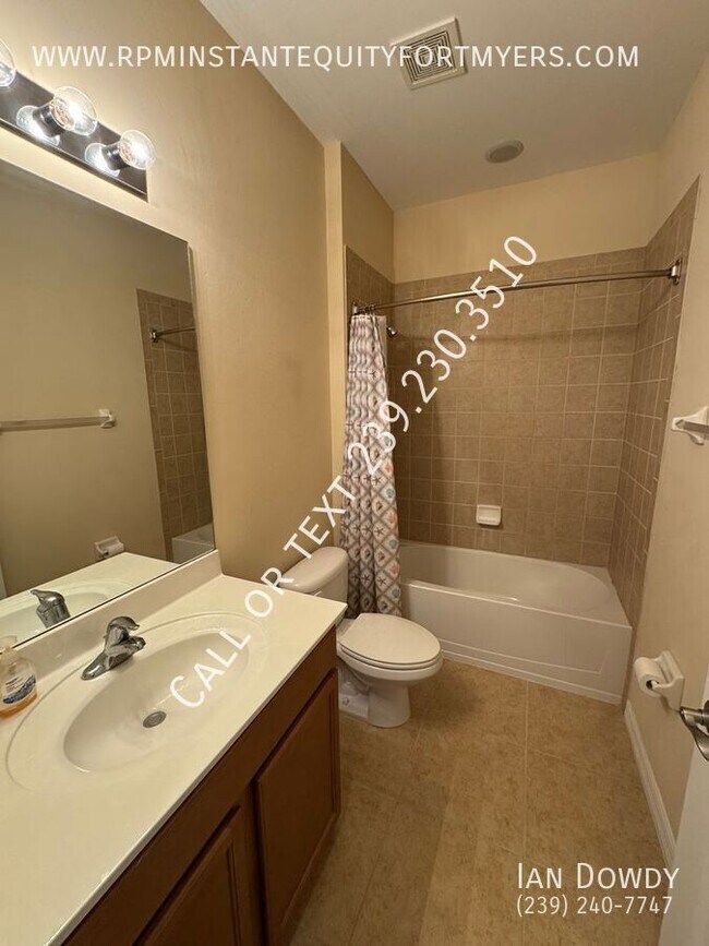 Building Photo - 8120 Banyan Breeze Way