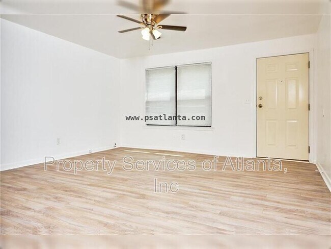 Building Photo - 564 Evergreen Terrace