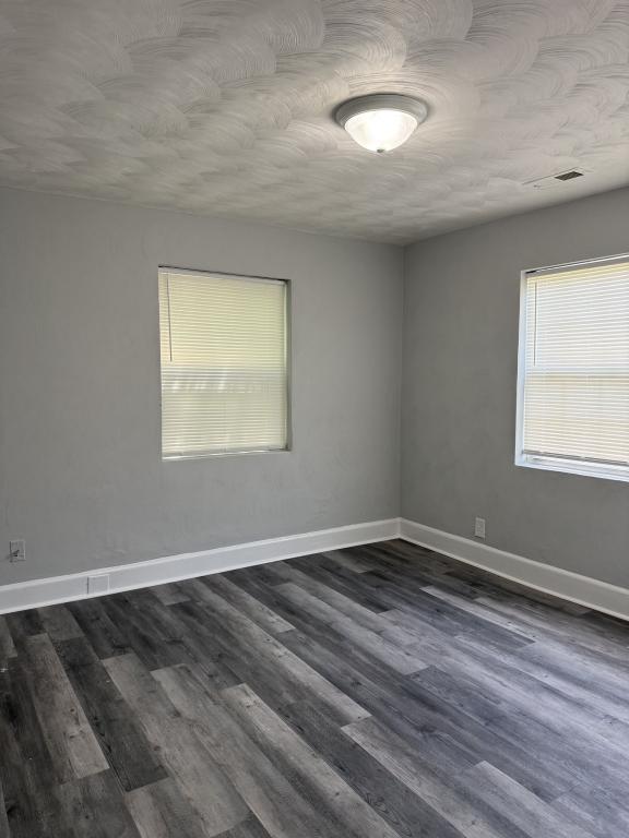 Building Photo - 1033 Mapole Ave