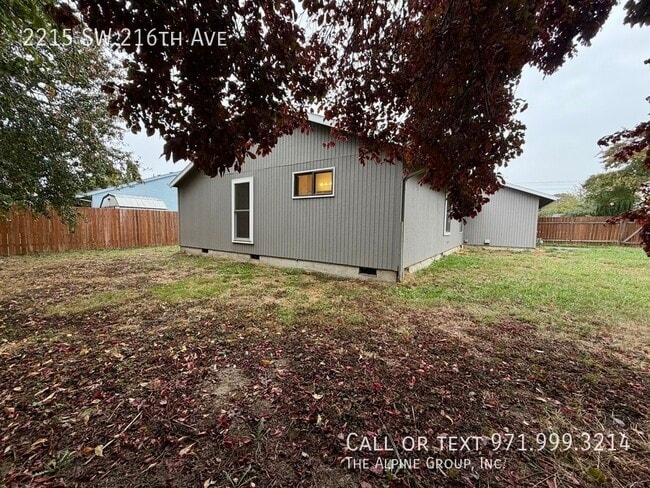 Building Photo - 2215 SW 216th Ave