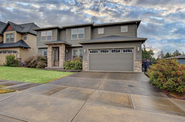 Building Photo - STUNNING CAMAS NORTH HILLS 4 BR, 3.5 BATH ...