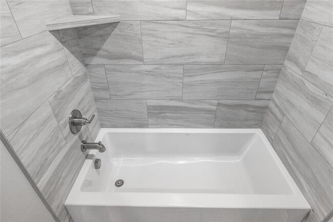 Building Photo - 16140 Verbena Cir