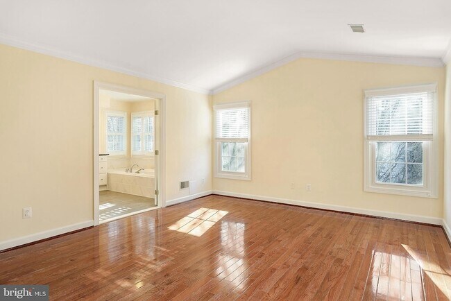 Building Photo - 4481 Shady Point Pl