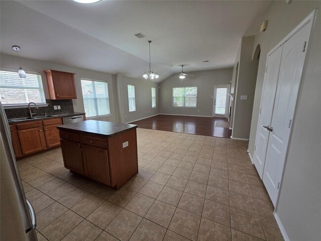 Building Photo - 2518 Sandvalley Way