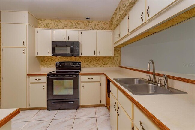 Building Photo - 8266 Ambrose Cove Way