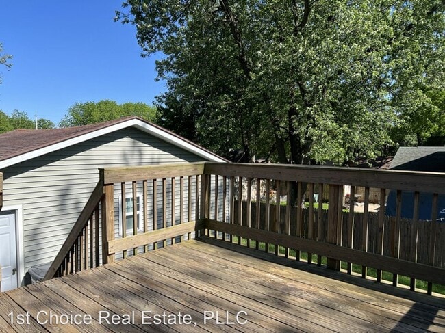 Building Photo - 2 br, 1 bath House - 420 West