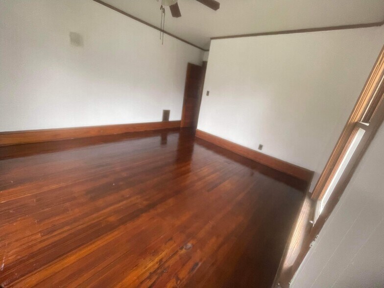 Building Photo - 718 Washington Ave