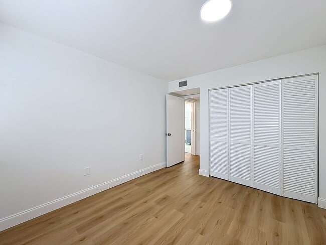 Building Photo - Super Cozy 2 bedroom in Desirable Neighborhood in coconut creek
