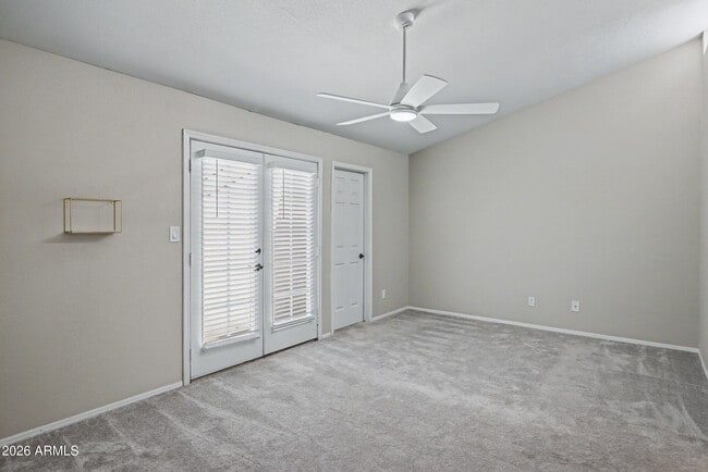 Building Photo - 1920 E Maryland Ave