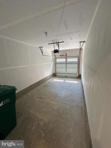 Building Photo - 23052 Wetstone Ln