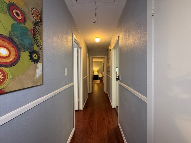 Building Photo - 3411 Linkwood Dr