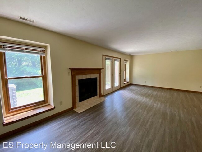 Building Photo - 2 br, 2.5 bath House - 5405 Bay Harbor Drive