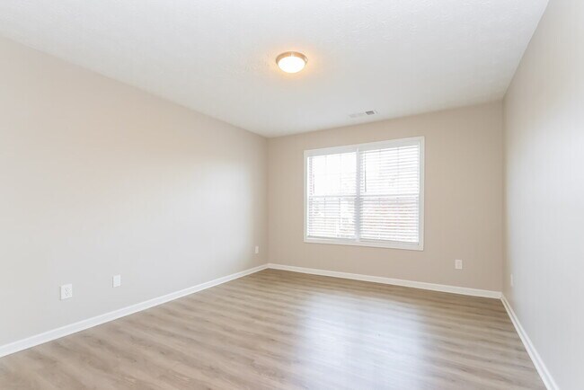 Building Photo - 230 Warm Springs Trail